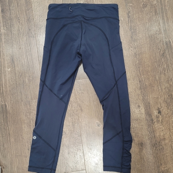 Lululemon leggings - Picture 2 of 6